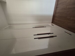 Furnished Amenities in 3 BHK Builder Floor at Sector 27 – for Sale