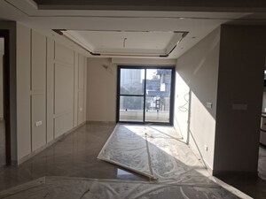 Kitchen in 3 BHK Builder Floor at Sector 27 – for Sale