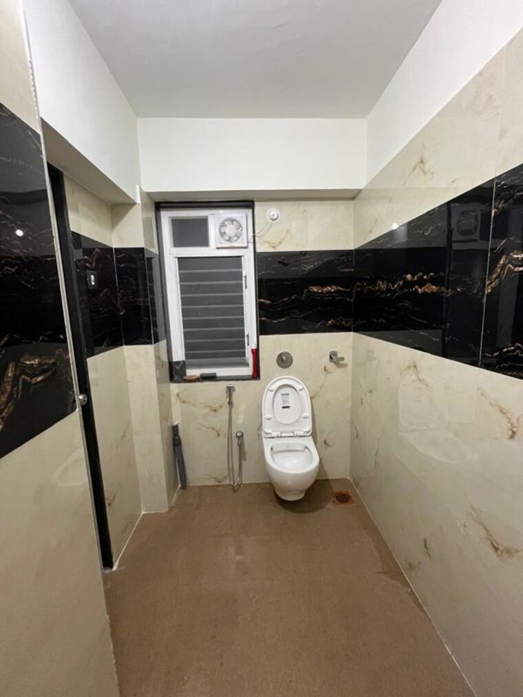 Master Bedroom, goregaon-west-view-chs 3 Bedroom 1000 Sq.Ft. Apartment In Goregaon West Mumbai 9826211