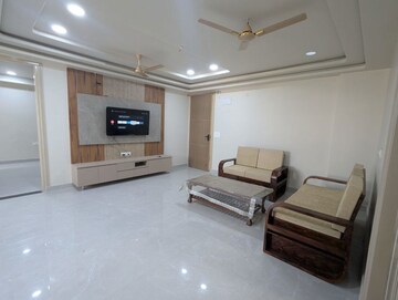 Living Room in 3 BHK Apartment at Mansarovar – for Rent