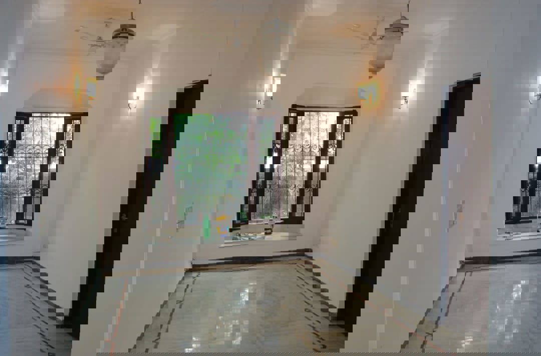 4 BHK + Pooja Room,Servant Room,Study Room,Extra Room Independent House For Rent in Sushant Lok I