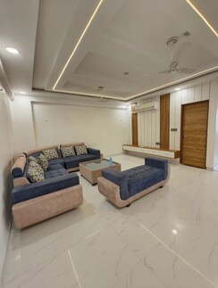 4 BHK Apartment For Rent in Mansarovar