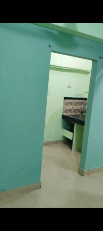 Furnished Amenities in 1 BHK Apartment at Dadar East – for Rent