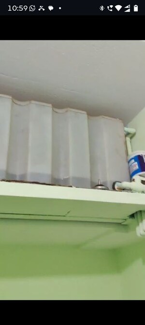 Bedroom in 1 BHK Apartment at Dadar East – for Rent