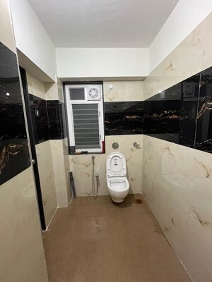 Master Bedroom in 3 BHK Apartment at Amar Kunj Goregaon West, Goregaon West – for Rent