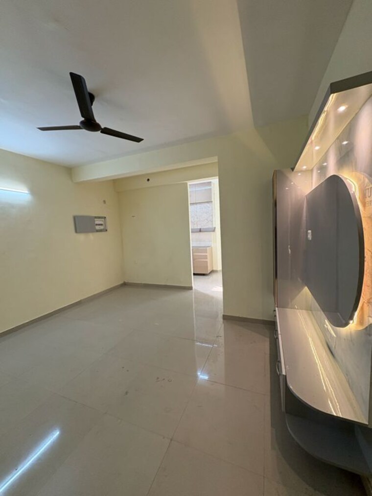 Bathroom, pyramid-altia 2.5 Bedroom 800 Sq.Ft. Apartment In Sector 70a Gurgaon 9826239