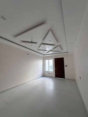 Room in 5 BHK Independent House at Indira Nagar – for Sale