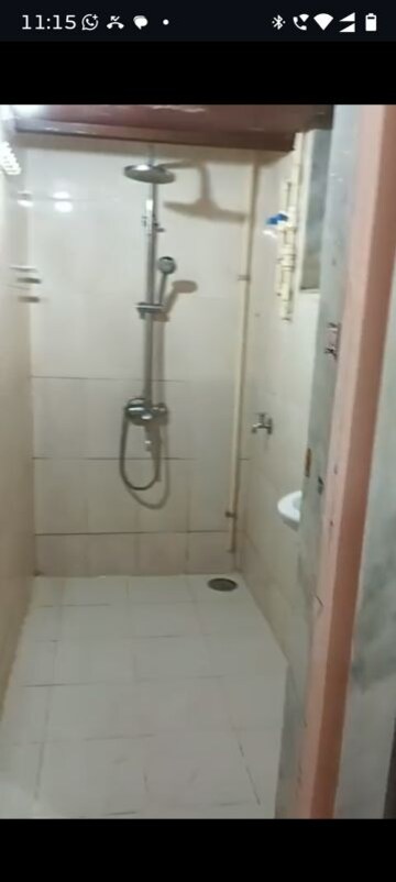 Bathroom in 1 BHK Apartment at Chembur – for Rent