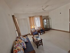 3 BHK Apartment For Rent in Garud Heritage