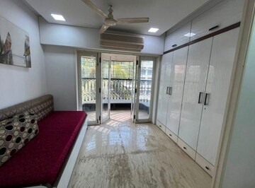 Bedroom in 3 BHK Apartment at Prabhadevi – for Rent