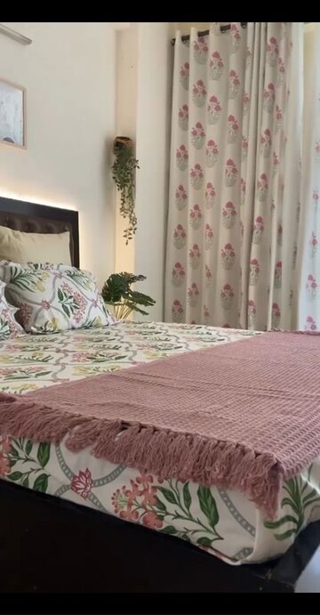 Bedroom in 2 BHK Apartment at Shapoorji Pallonji BKC 28, Bandra East – for Rent