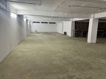  Warehouse For Rent in Sanjay Gandhi Puram