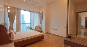 Room in 4 BHK Apartment at Rustomjee Crown, Prabhadevi – for Rent