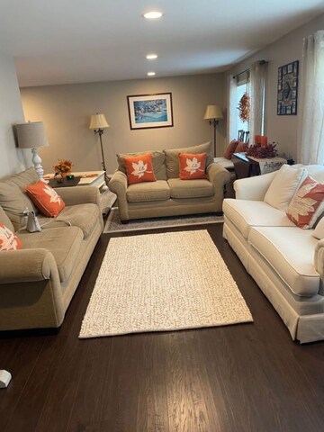 3.5 BHK Apartment For Rent in Dheeraj Insignia, Bandra East