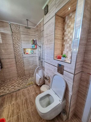 Bathroom in 2 BHK Apartment at Fortune Heritage, Bandra West – for Rent