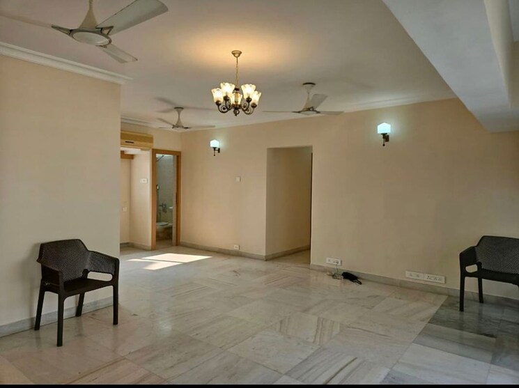 Room, chaitanya-tower 3 Bedroom 1250 Sq.Ft. Apartment In Prabhadevi Mumbai 9826316
