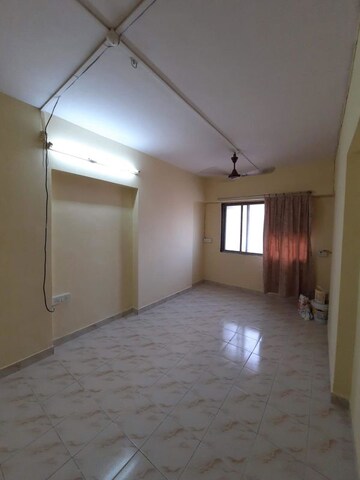 Room in 1 RK Apartment at Shree Sai Complex, Prabhadevi – for Rent