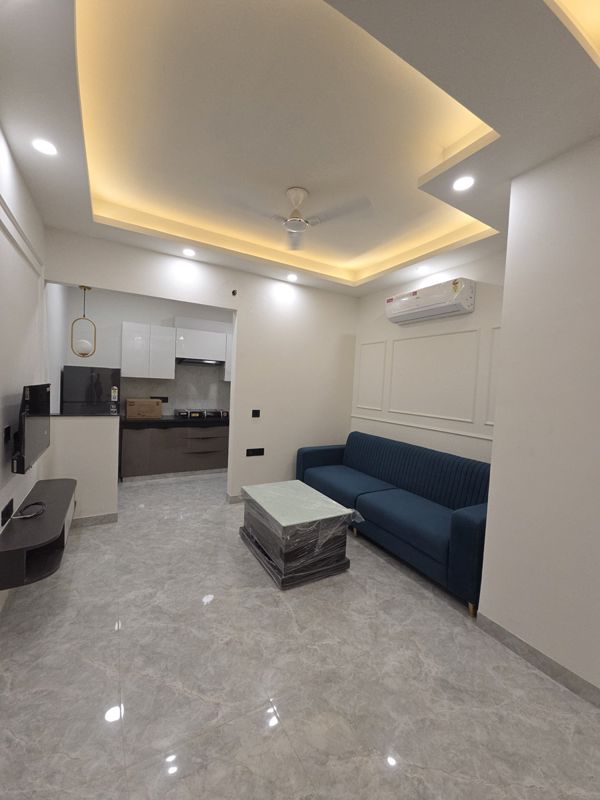 2 BHK + Servant Room Builder Floor For Rent in Sushant Lok I