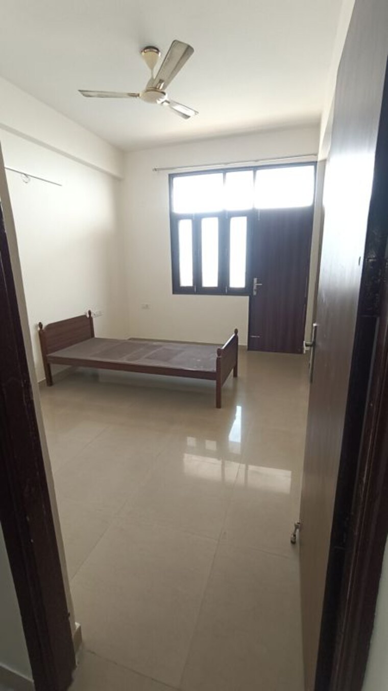 Room, civitech-sampriti 2 Bedroom 1500 Sq.Ft. Apartment In Sector 77 Noida 9826333