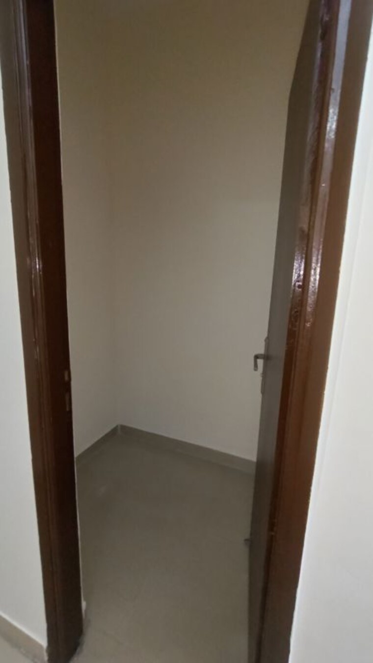 Room, civitech-sampriti 2 Bedroom 1500 Sq.Ft. Apartment In Sector 77 Noida 9826333