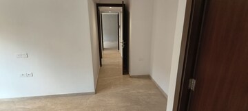 Room in 2 BHK Apartment at Castle Rock, Powai – for Rent