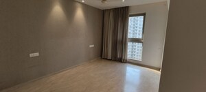 Room in 2 BHK Apartment at Castle Rock, Powai – for Rent