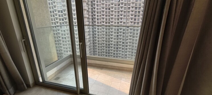 Balcony, castle-rock 2 Bedroom 777 Sq.Ft. Apartment In Powai Mumbai 9826331