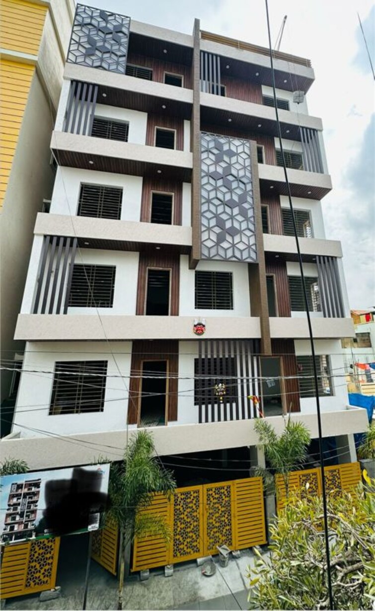 Cover Image, sahakara nagar 6+ Bedroom 13000 Sq.Ft. Independent House In Sahakara Nagar Bangalore 9826356