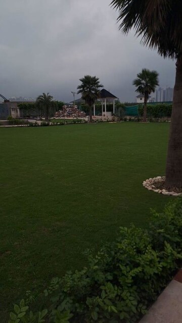 6+ BHK Independent House – Garden View at Sawera Country Farms, Sector 150 - for Sale