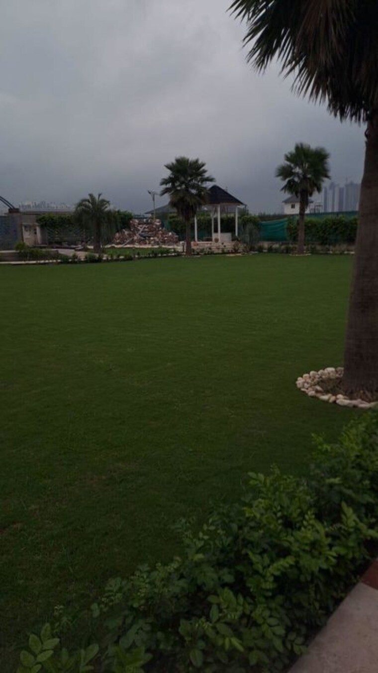 Garden, sawera-country-farms 6+ Bedroom 1008 Sq.Yd. Independent House In Sector 150 Noida 9826363