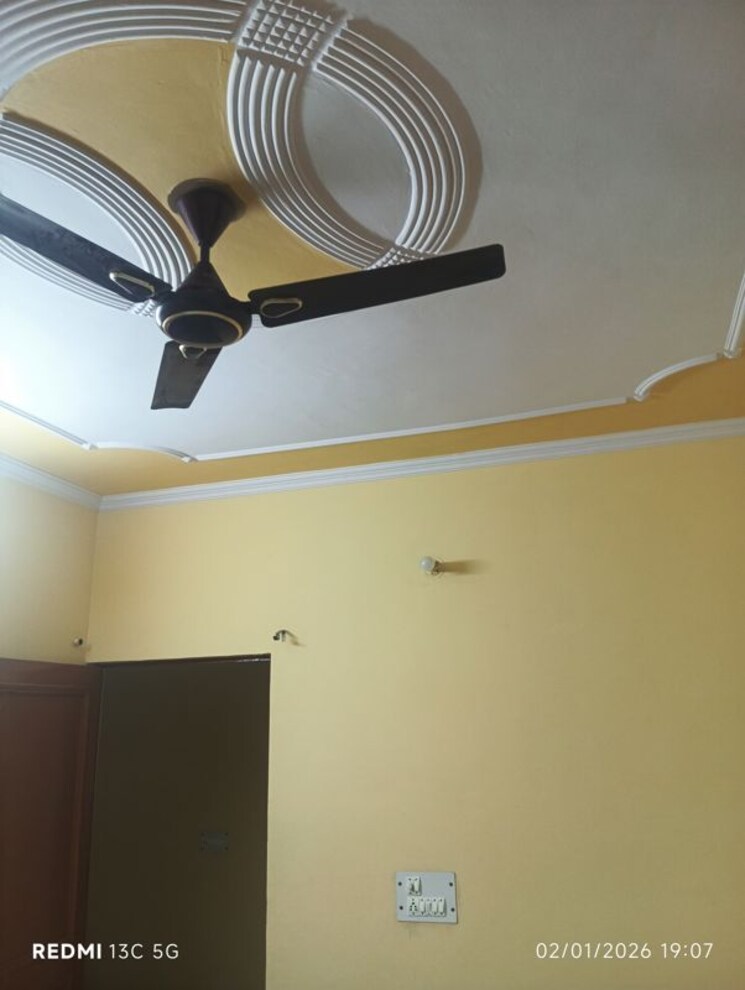 undefined, sector 55 2 Bedroom 10010 Sq.Ft. Independent House In Sector 55 Noida 9826382