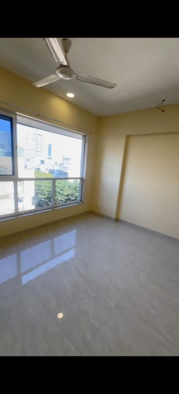 Room, supreme-19 2 Bedroom 638 Sq.Ft. Apartment In Lokhandwala Mumbai 9826383