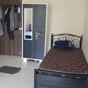 Furnished Amenities in  Pg at Patlipada – for Rent