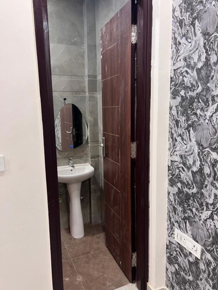 Bathroom, nijampur malhaur 3 Bedroom 1250 Sq.Ft. Independent House In Nijampur Malhaur Lucknow 9826418