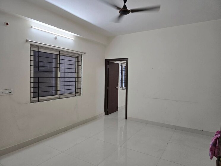 Room, kondapur 2 Bedroom 1150 Sq.Ft. Apartment In Kondapur Hyderabad 9826438