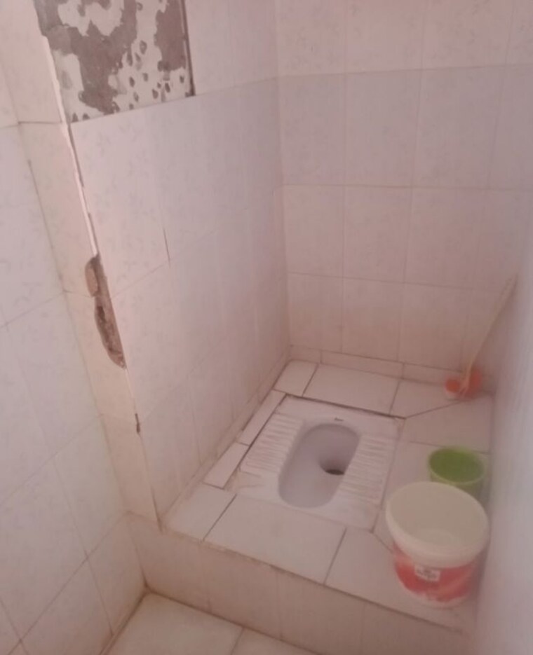 Bathroom, aliganj 1 RK 900 Sq.Ft. Villa In Aliganj Lucknow 9826439