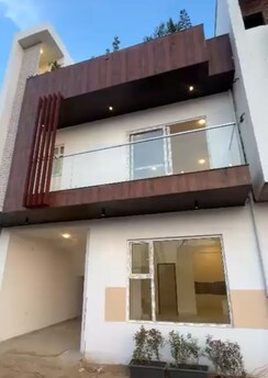 4 BHK + Pooja Room,Servant Room,Study Room,Extra Room Villa For Sale in Sector 12 Greater Noida