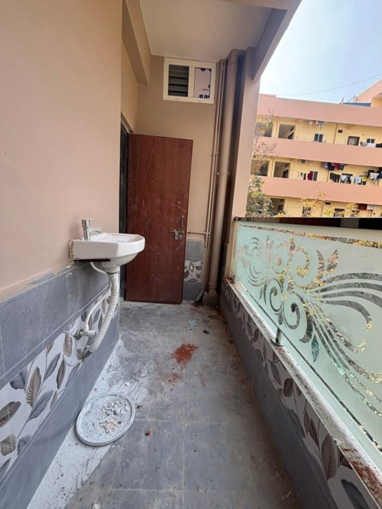 Balcony, kondapur 1 Bedroom 550 Sq.Ft. Apartment In Kondapur Hyderabad 9826446