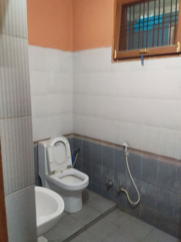 Bathroom, kamta 3 Bedroom 2000 Sq.Ft. Independent House In Kamta Lucknow 9826461