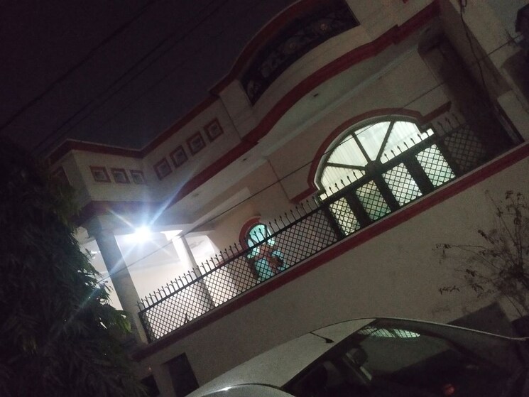  Parking, kamta 3 Bedroom 2000 Sq.Ft. Independent House In Kamta Lucknow 9826461