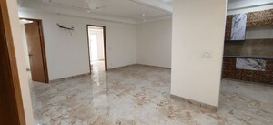 Room in 4 BHK Builder Floor at Chattarpur – for Rent