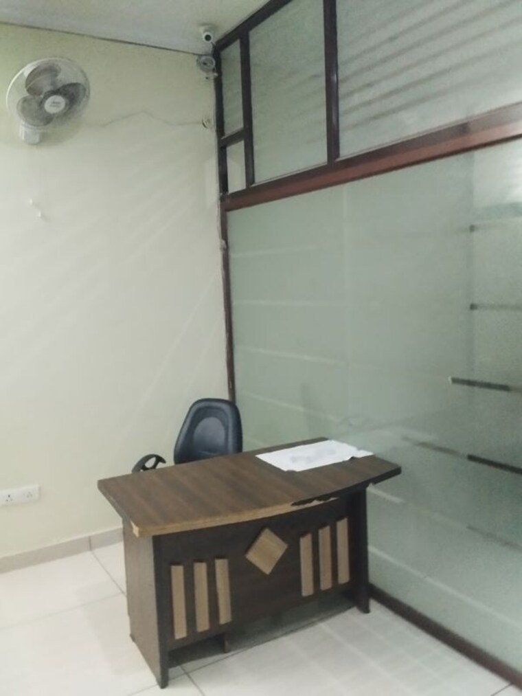 Kitchen, vibhuti khand Commercial Office Space 880 Sq.Ft. In Vibhuti Khand Lucknow 9826481