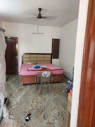 Bedroom in 3 BHK Builder Floor at Vasant Kunj – for Rent