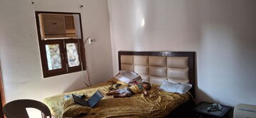 Bedroom in 3 BHK Builder Floor at Vasant Kunj – for Rent