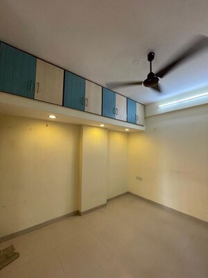 2 BHK Apartment For Rent in Bajaj Shubhada, Vile Parle East