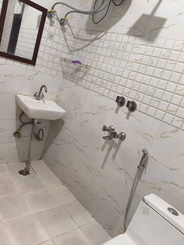 Bathroom in 2 BHK Builder Floor at Vasant Kunj – for Rent
