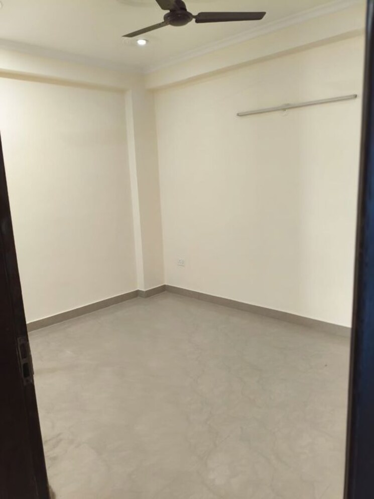 Room, vasant kunj 2 Bedroom 900 Sq.Ft. Builder Floor In Vasant Kunj Delhi 9826528