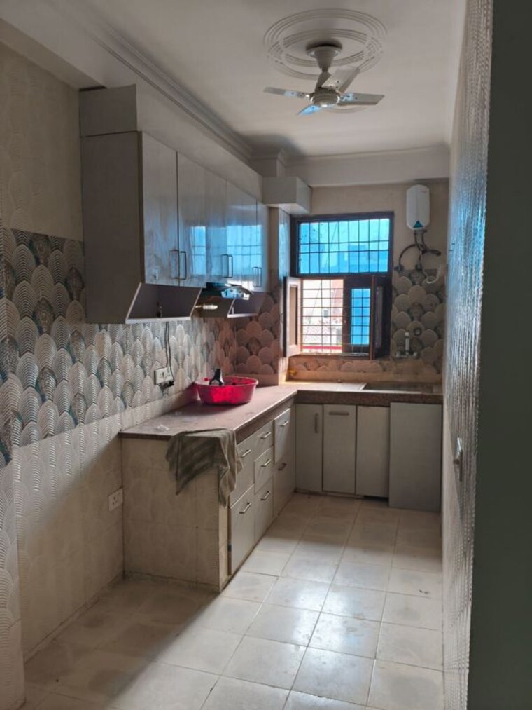 Kitchen, vasant kunj 2 Bedroom 900 Sq.Ft. Builder Floor In Vasant Kunj Delhi 9826528