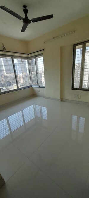 Room in 2 BHK Apartment at Dhanesh SukhVilla, Goregaon West – for Rent