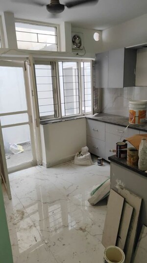 Kitchen in 3.5 BHK Villa at Unitech Espace Nirvana Country, Sector 50 – for Rent